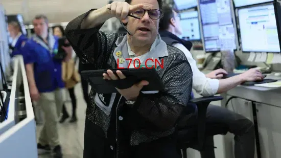 开盘：美股周四低开 供应中断担忧令油价延续涨势