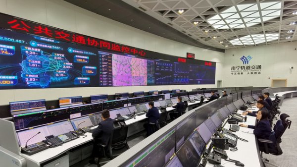 巴基斯坦拉瓦尔品第政府宣布暂停公共交通和货运