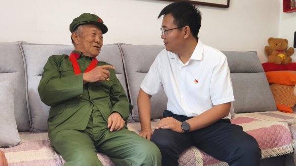从“节日问候”到“日常守护”：九原烟草的温情答卷