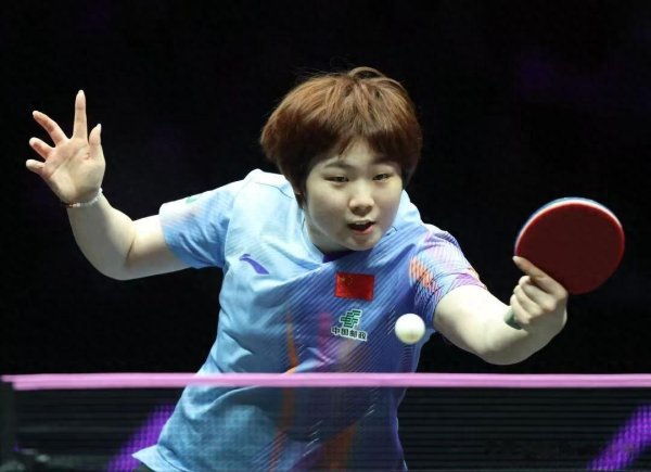 晋级! 蒯曼4-1王艺迪为何如此轻松? 速度优势明显, 落点大开大合